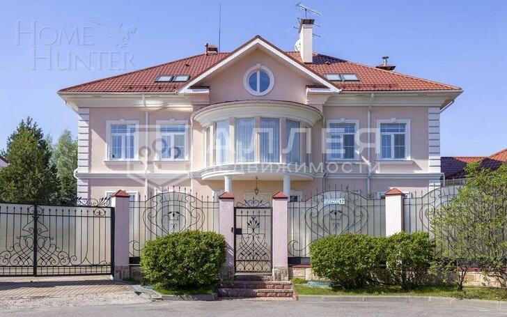 2-этажный коттедж 820 м² с отделкой