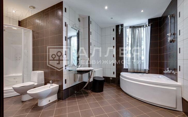 2-этажный коттедж 750 м² с отделкой