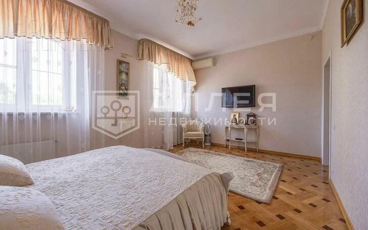 2-этажный коттедж 820 м² с отделкой