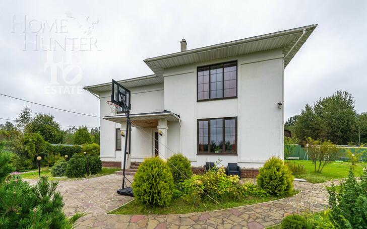 2-этажный коттедж 318.7 м² с отделкой