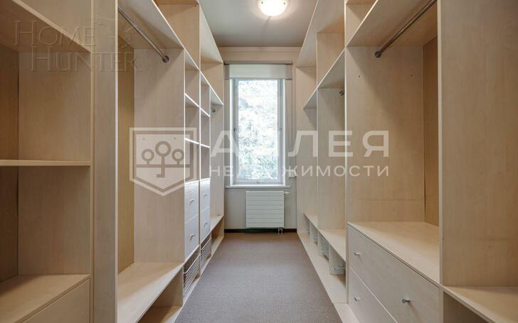 2-этажный коттедж 750 м² с отделкой