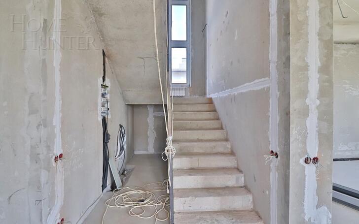 2-этажный коттедж 225 м² без отделки