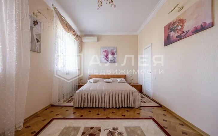 2-этажный коттедж 820 м² с отделкой