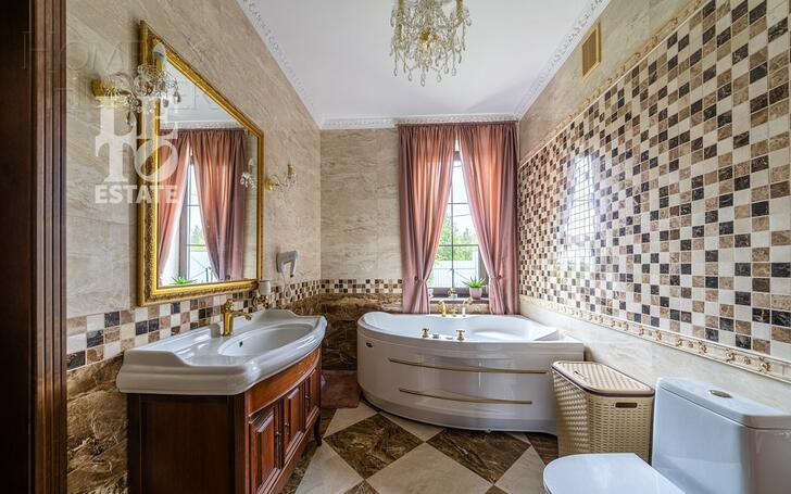 2-этажный коттедж 318.7 м² с отделкой