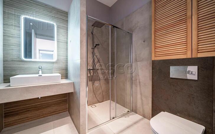 2-этажный коттедж 350 м² с отделкой