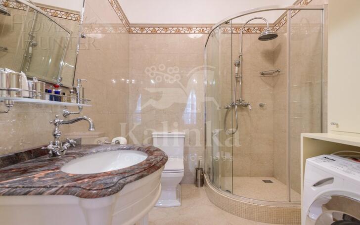 4-КОМН. КВАРТИРА С ОТДЕЛКОЙ 190 М² НА 3 ЭТАЖЕ