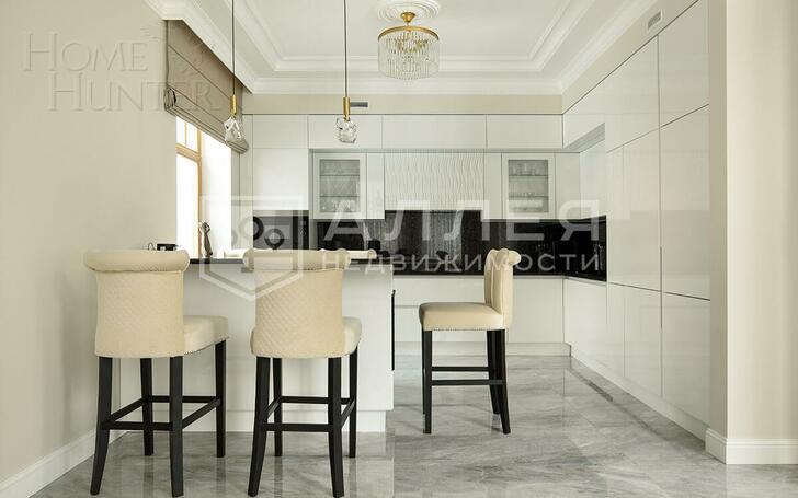 2-этажный коттедж 1 350 м² с отделкой