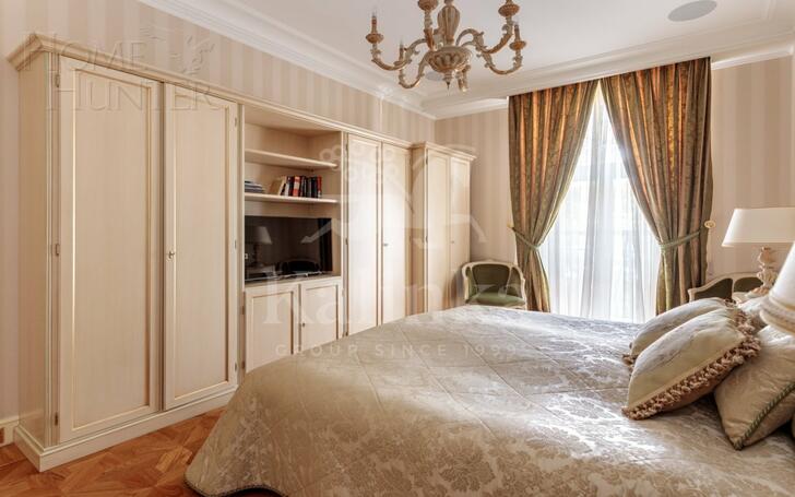 4-КОМН. КВАРТИРА С ОТДЕЛКОЙ 190 М² НА 3 ЭТАЖЕ