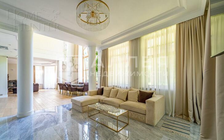 2-этажный коттедж 1 350 м² с отделкой