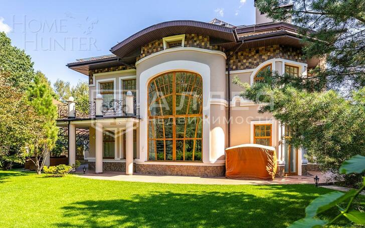 2-этажный коттедж 1 350 м² с отделкой
