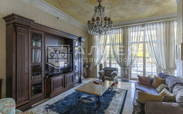 3-этажный коттедж 600 м² с отделкой
