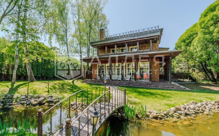 3-этажный коттедж 600 м² с отделкой
