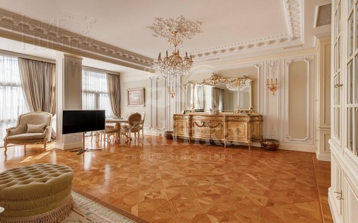 4-КОМН. КВАРТИРА С ОТДЕЛКОЙ 190 М² НА 3 ЭТАЖЕ