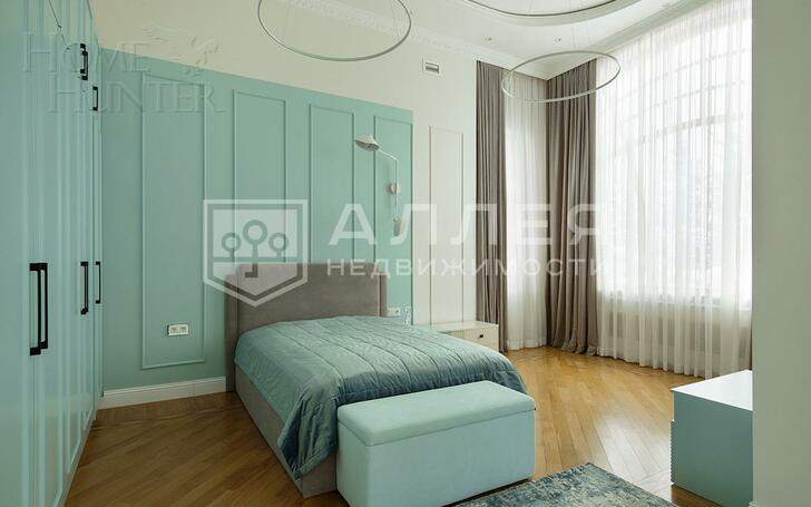 2-этажный коттедж 1 350 м² с отделкой