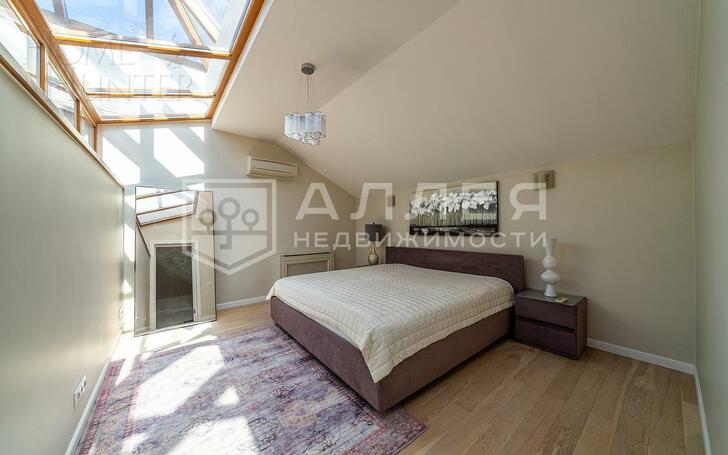 2-этажный коттедж 1 350 м² с отделкой