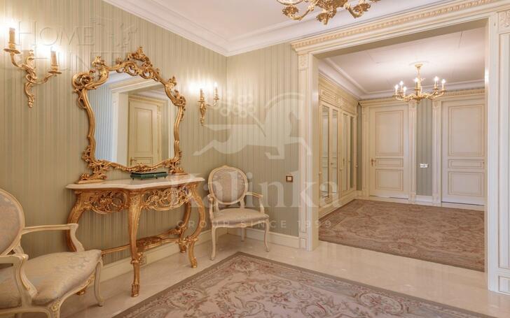 4-КОМН. КВАРТИРА С ОТДЕЛКОЙ 190 М² НА 3 ЭТАЖЕ