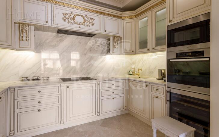 4-КОМН. КВАРТИРА С ОТДЕЛКОЙ 190 М² НА 3 ЭТАЖЕ