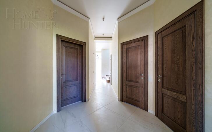 2-этажный коттедж 400 м² с отделкой
