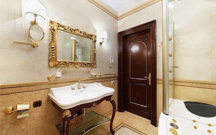 4-КОМН. КВАРТИРА С ОТДЕЛКОЙ 137.2 М² НА 3 ЭТАЖЕ
