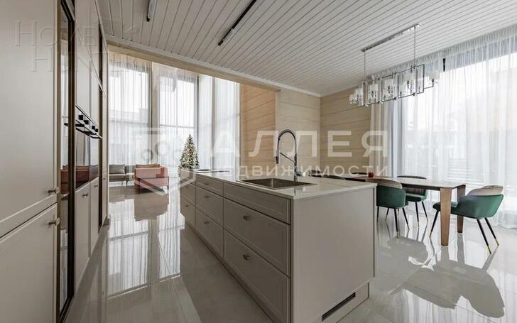 2-этажный коттедж 474 м² с отделкой