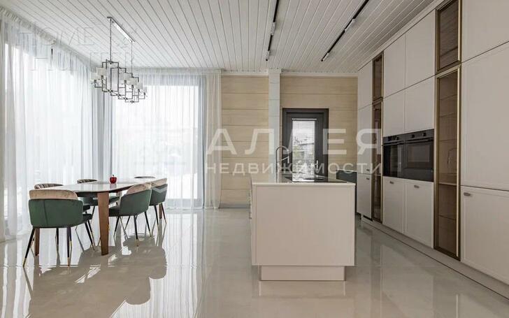 2-этажный коттедж 474 м² с отделкой