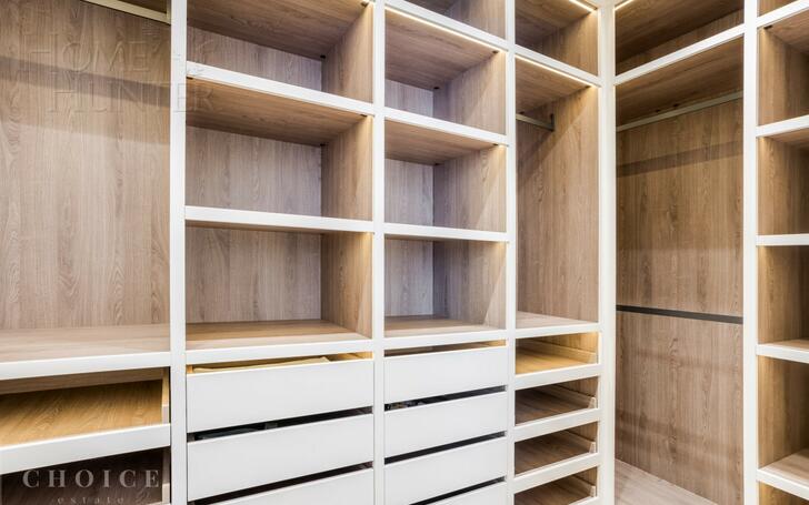 2-этажный коттедж 730 м² с отделкой