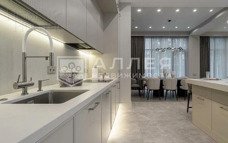 2-этажный коттедж 380 м² с отделкой