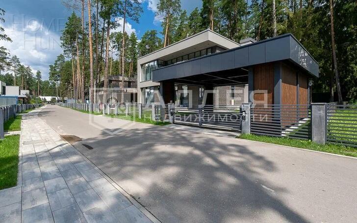 2-этажный коттедж 380 м² с отделкой