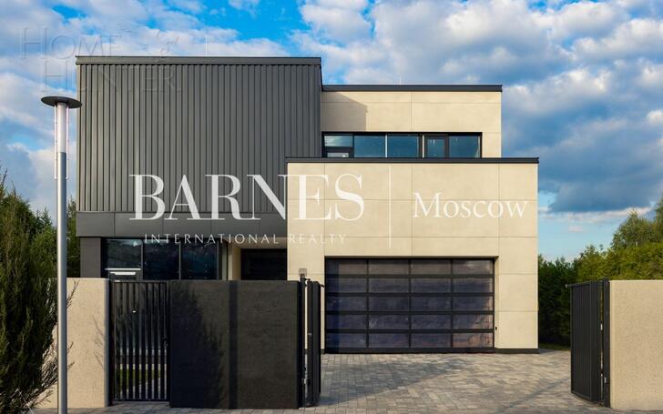 2-этажный коттедж 398.7 м² без отделки