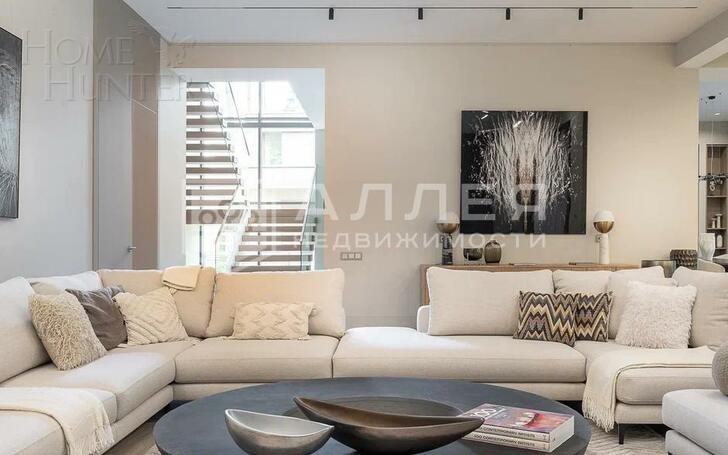 2-этажный коттедж 380 м² с отделкой