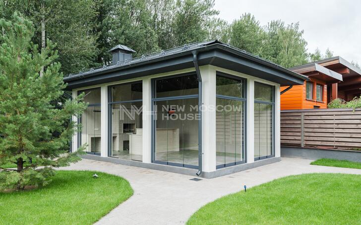 2-этажный коттедж 640 м² с отделкой
