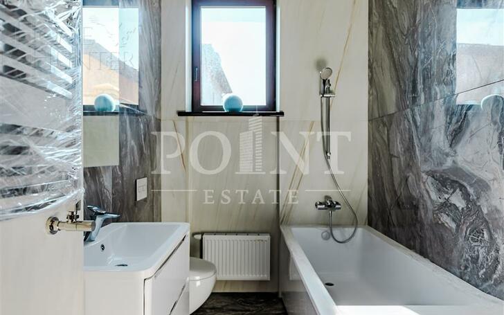 2-этажный коттедж 400 м² с отделкой