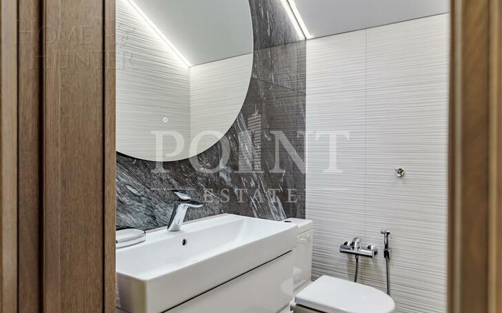 2-этажный коттедж 400 м² с отделкой