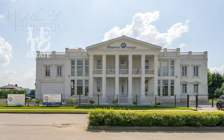 2-этажный коттедж 858 м² без отделки