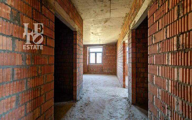 2-этажный коттедж 858 м² без отделки