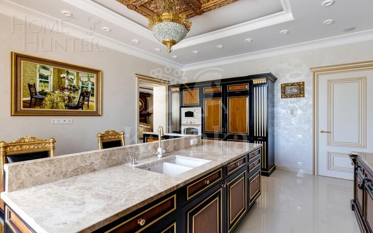 2-этажный коттедж 550 м² с отделкой