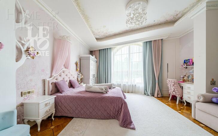 2-этажный коттедж 1 000 м² с отделкой