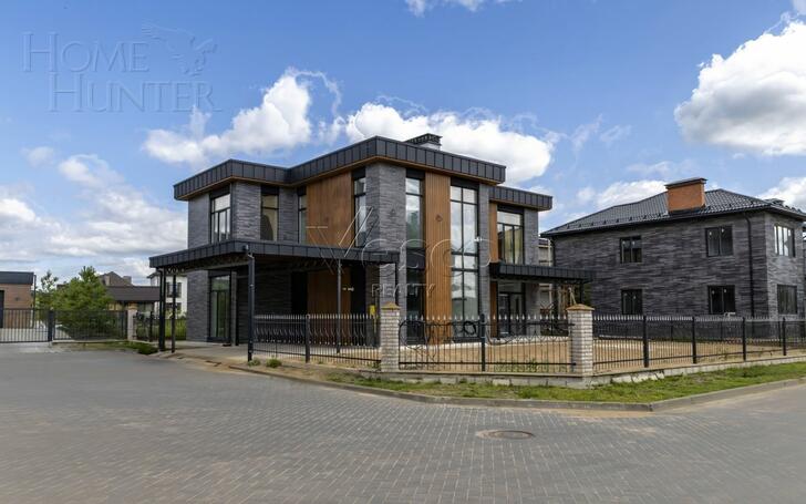 2-этажный коттедж 290 м² без отделки
