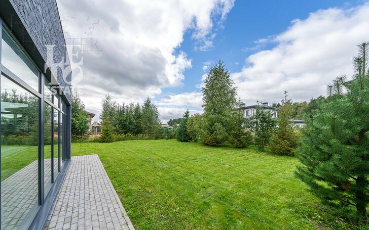 1-этажный коттедж 250 м² без отделки