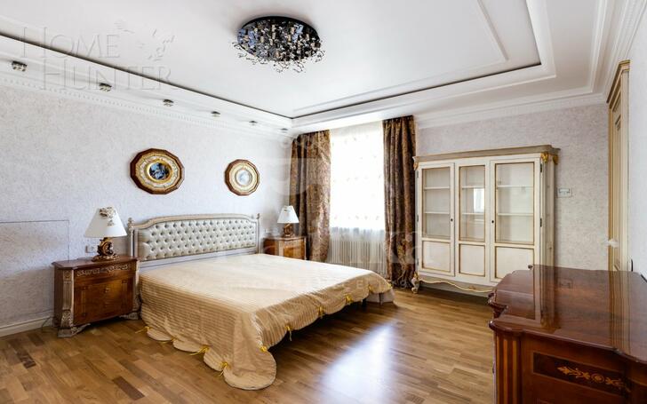 2-этажный коттедж 550 м² с отделкой
