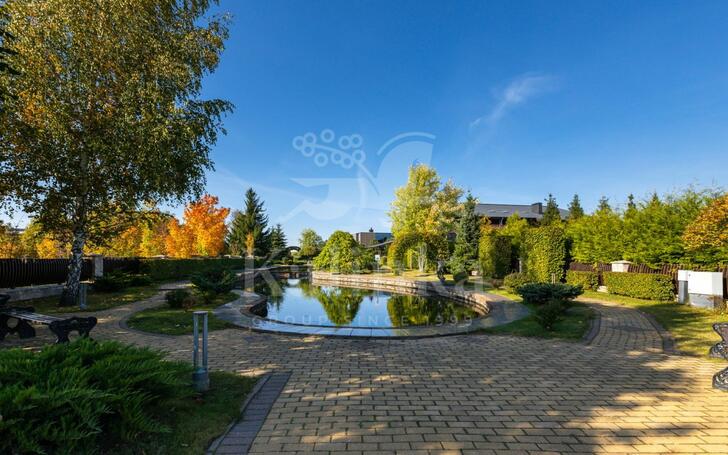 2-этажный коттедж 550 м² с отделкой