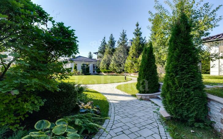2-этажный коттедж 550 м² с отделкой