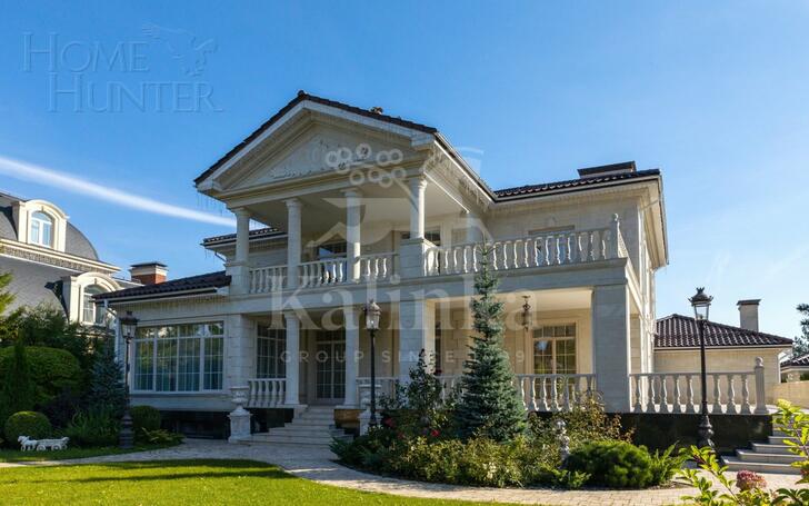 2-этажный коттедж 550 м² с отделкой