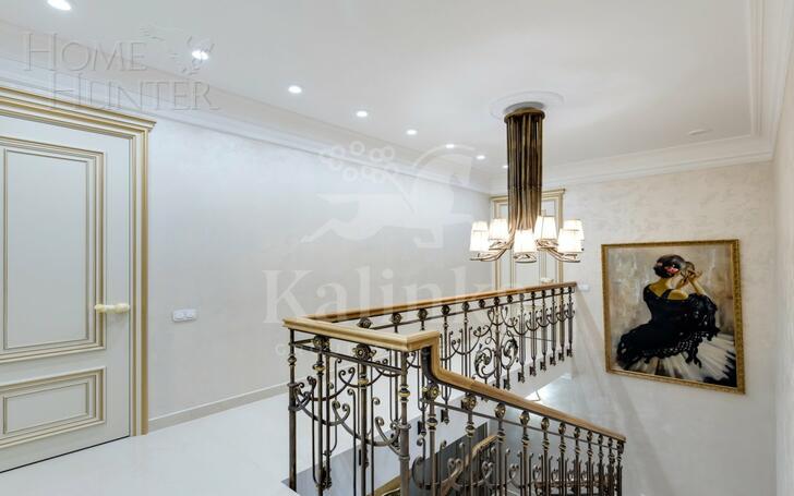 2-этажный коттедж 550 м² с отделкой