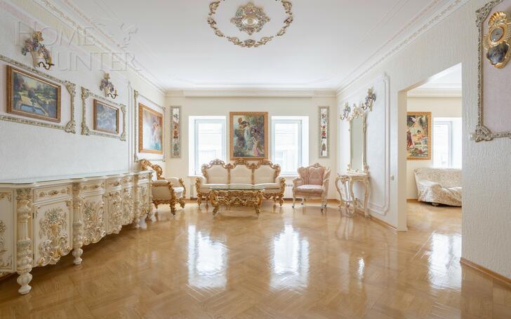 5-КОМН. КВАРТИРА С ОТДЕЛКОЙ 202.6 М² НА 3 ЭТАЖЕ