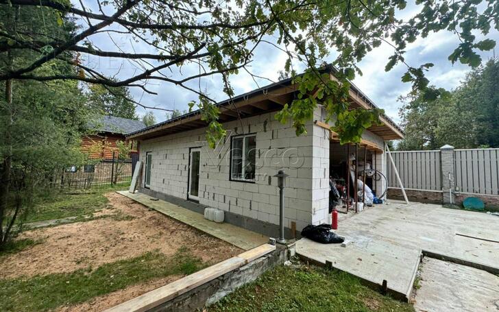 2-этажный коттедж 450 м² без отделки