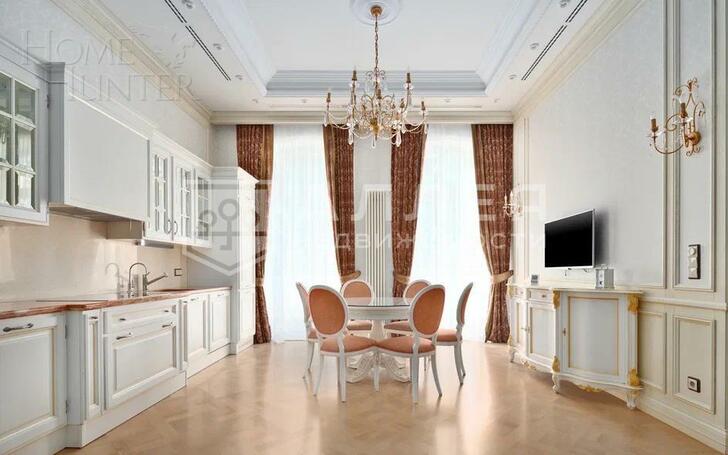 2-этажный коттедж 1 211 м² с отделкой