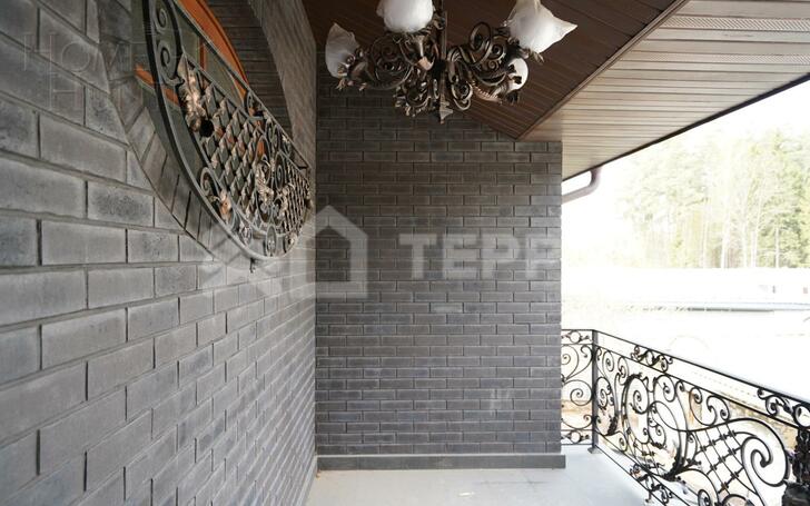 3-этажный коттедж 700 м² без отделки