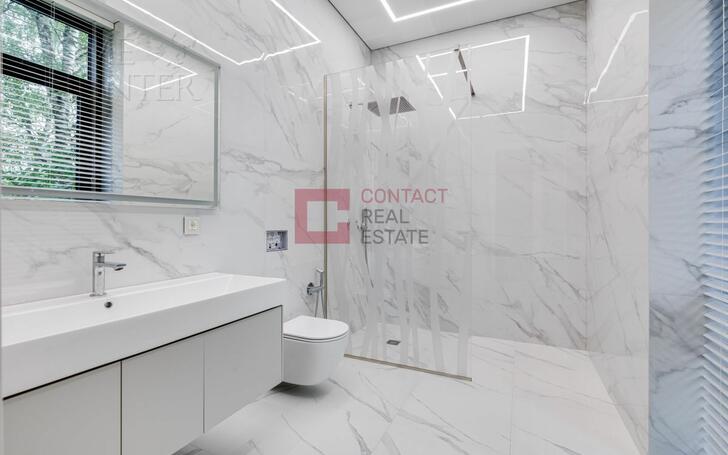 2-этажный коттедж 650 м² с отделкой