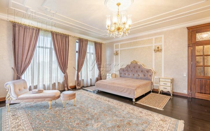 4-этажный коттедж 3 050 м² с отделкой